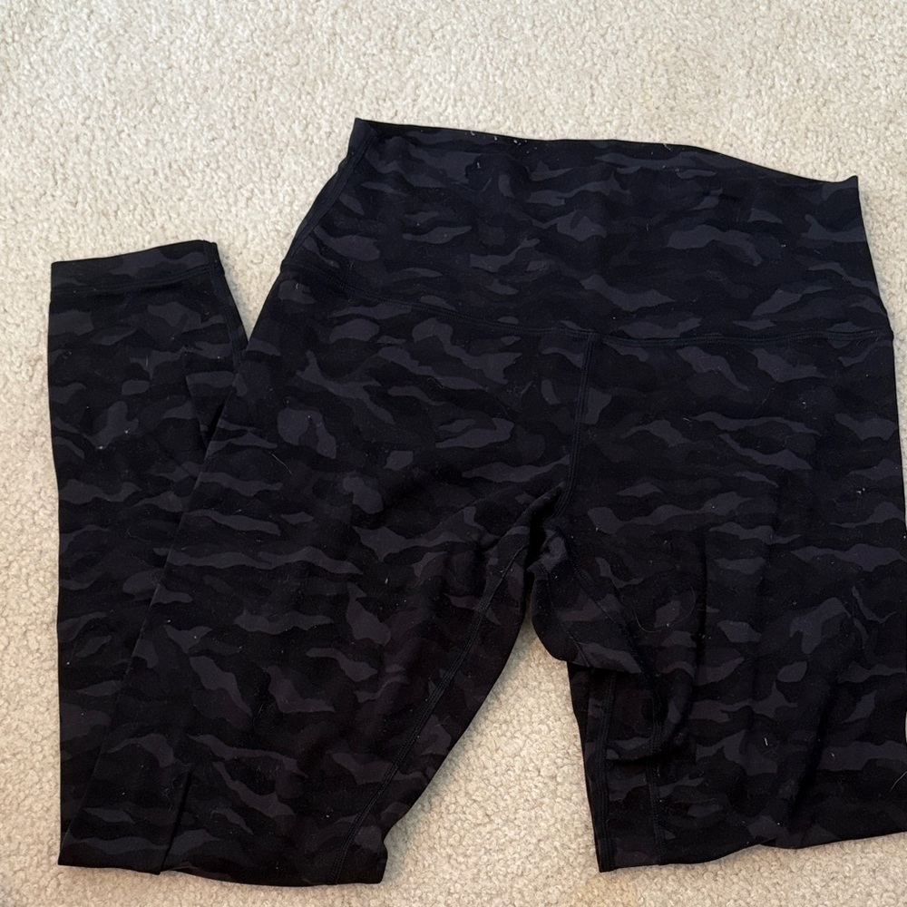 Black Lululemon Camouflage Leggings